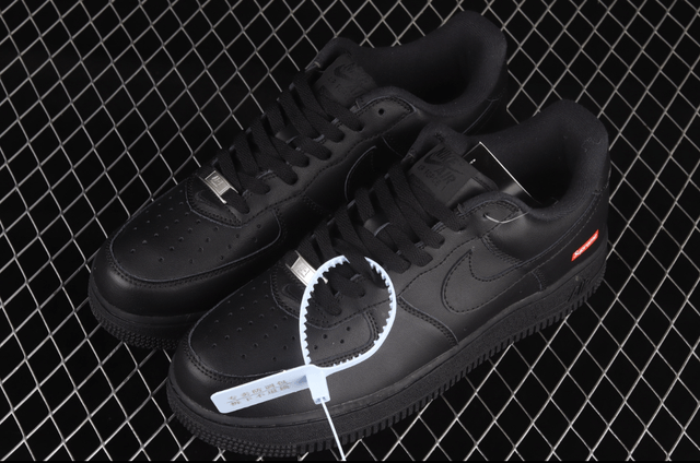 Nike AirForce 1