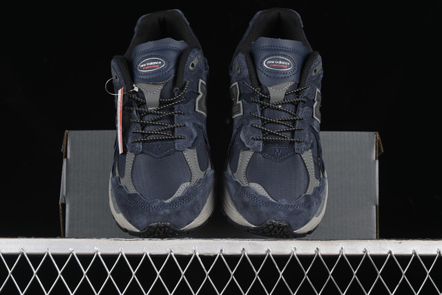New Balance 2002r 