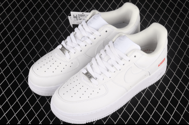 Nike AirForce 1