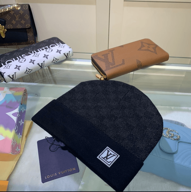 Bonnet LV