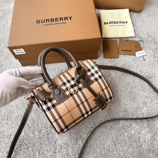 Mini Sac bowling check Baby BURBERRY