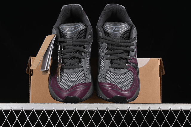 Asics GEL Kayano 14