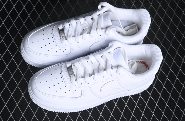 Nike AirForce 1