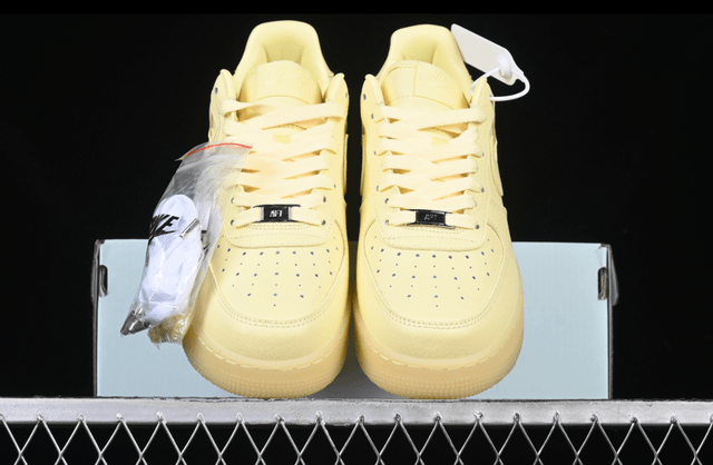 Nike AirForce 1 