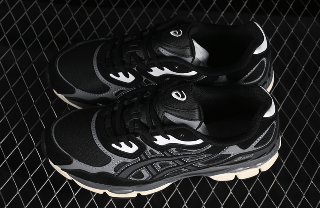 Asics GEL NYC 