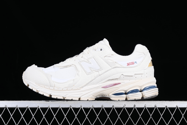 New Balance 2002r 