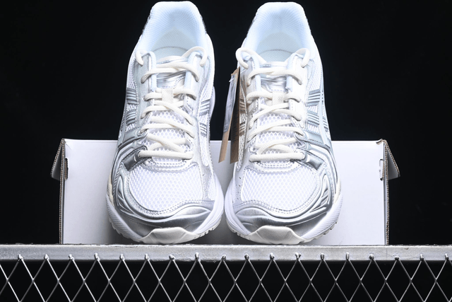 Asics GEL Kayano 14 