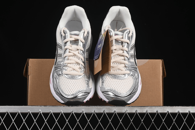 Asics GEL Kayano 14 