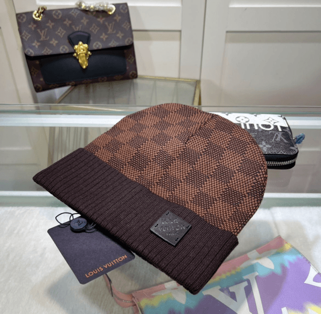 Bonnet LV
