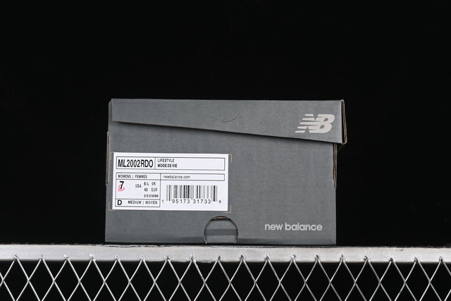 New Balance 2002r 