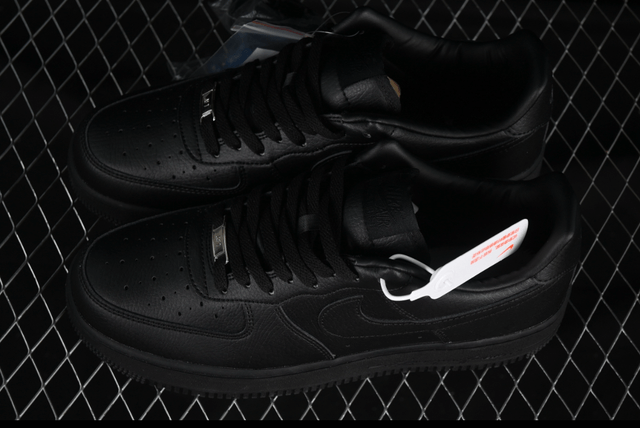 Nike AirForce 1