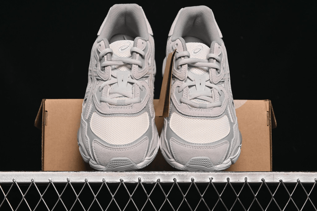 Asics GEL NYC