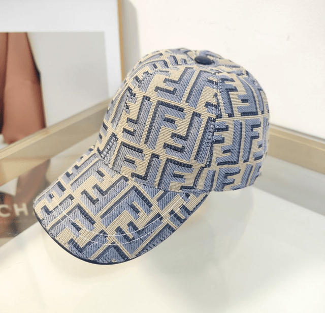 Casquette FENDI