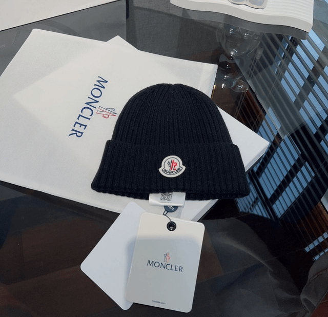 Bonnet Moncler