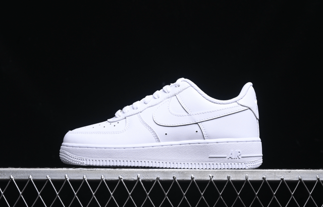 Nike AirForce 1