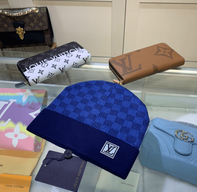Bonnet LV