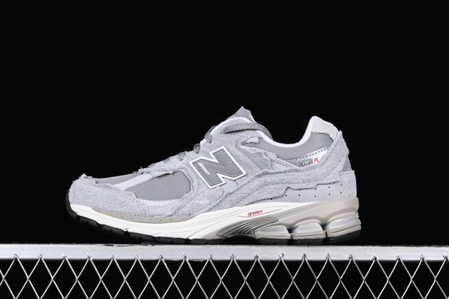 New Balance 2002r 