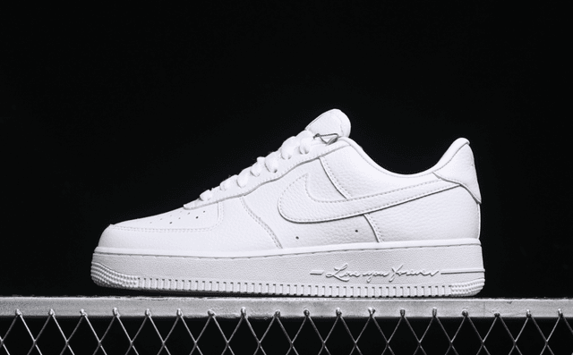 Nike AirForce 1